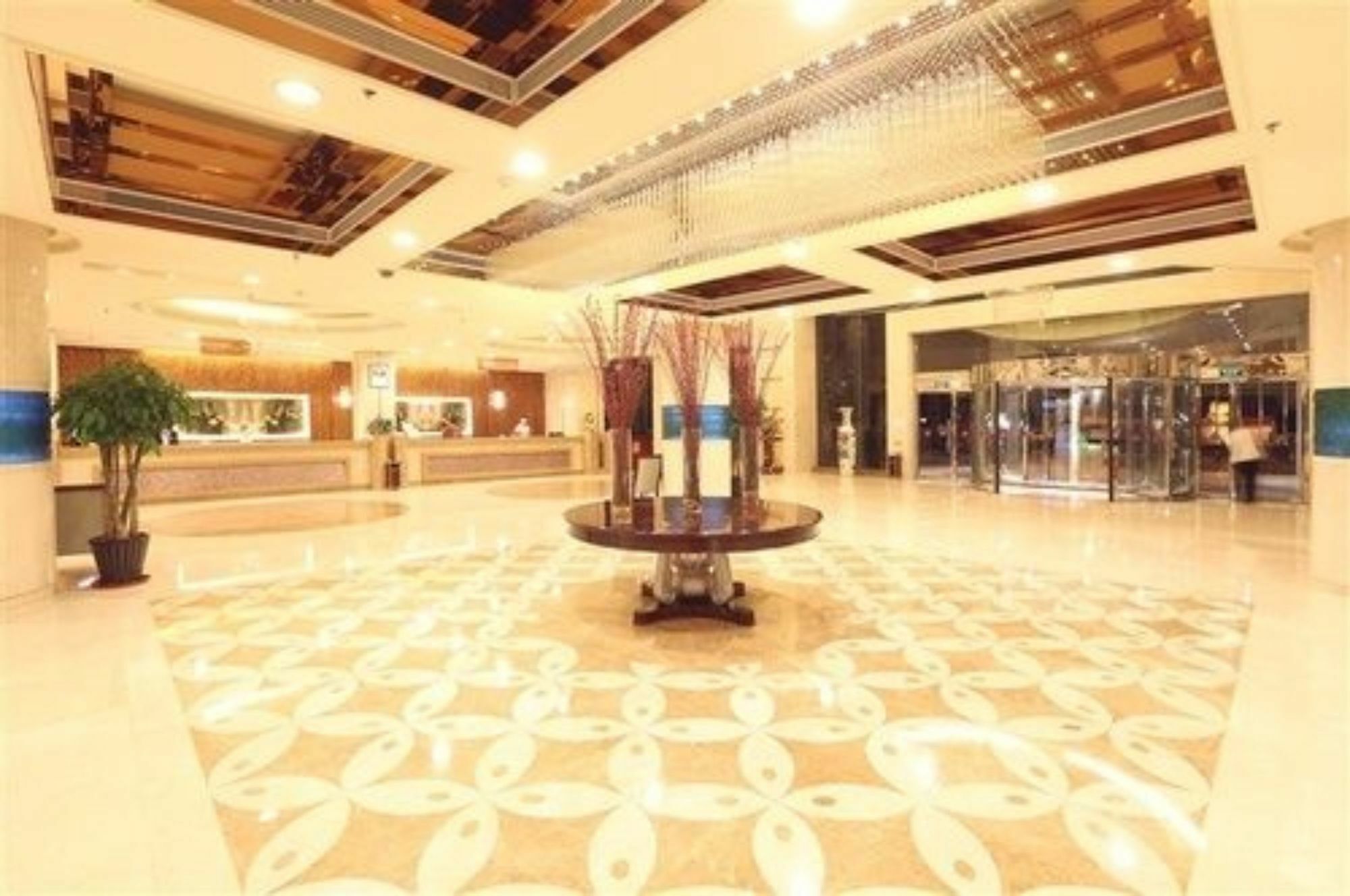 Qingdao Kuaitong International Hotel Ngoại thất bức ảnh