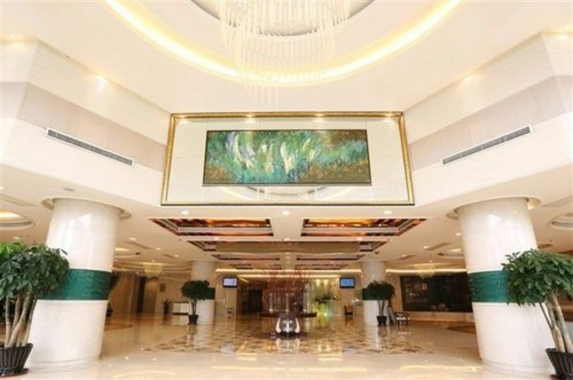 Qingdao Kuaitong International Hotel Ngoại thất bức ảnh